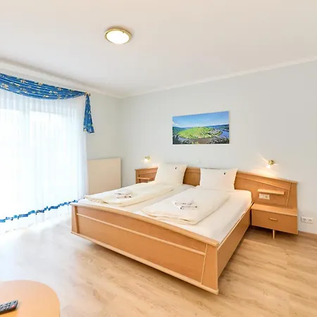 Apartment Gaestehaus Binz-meyer Moselschleife