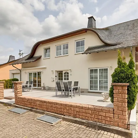 Gaestehaus Binz-meyer Moselschleife アパート *