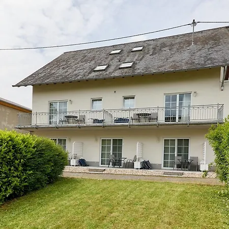 Gaestehaus Binz-meyer Moselschleife アパート *